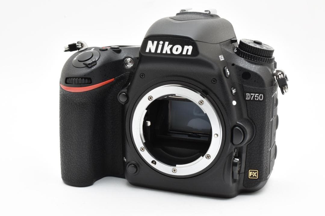 ほぼ新品 ニコン　Nikon D750 ボディ 《ショット数496回》 1200
