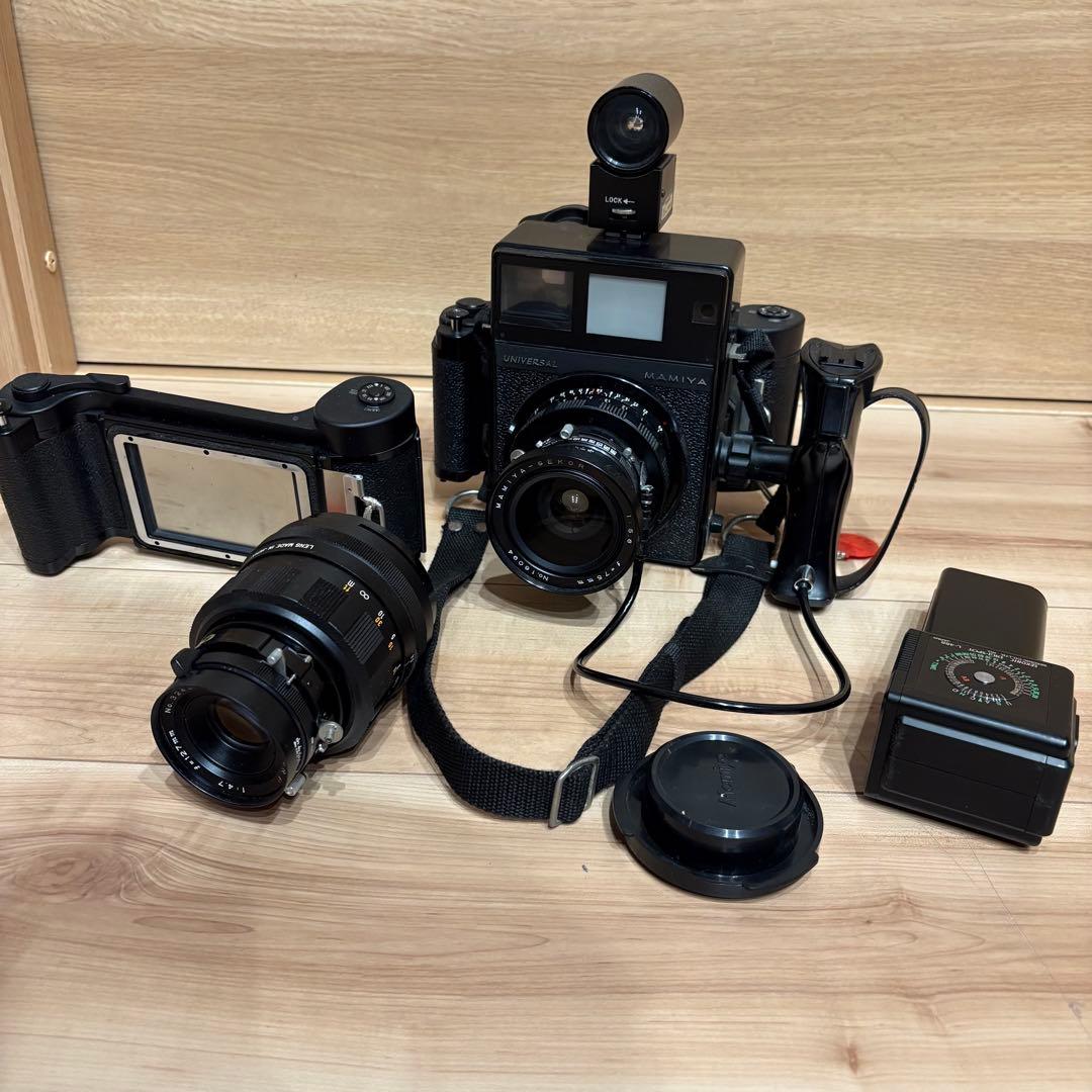 N*A様 【レア】MAMIYA マミヤユニバーサルプレス　中判フィルムカメラ　付