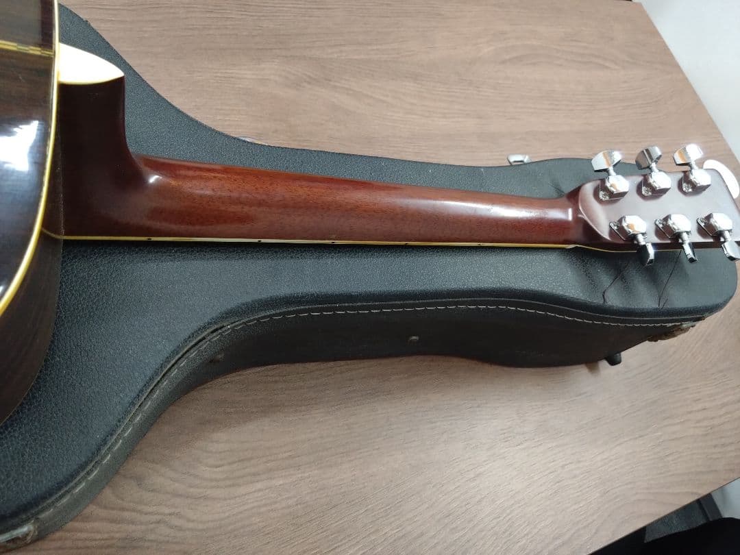 モーリス　Morris w-25 アコースティックギター ハードケース付き