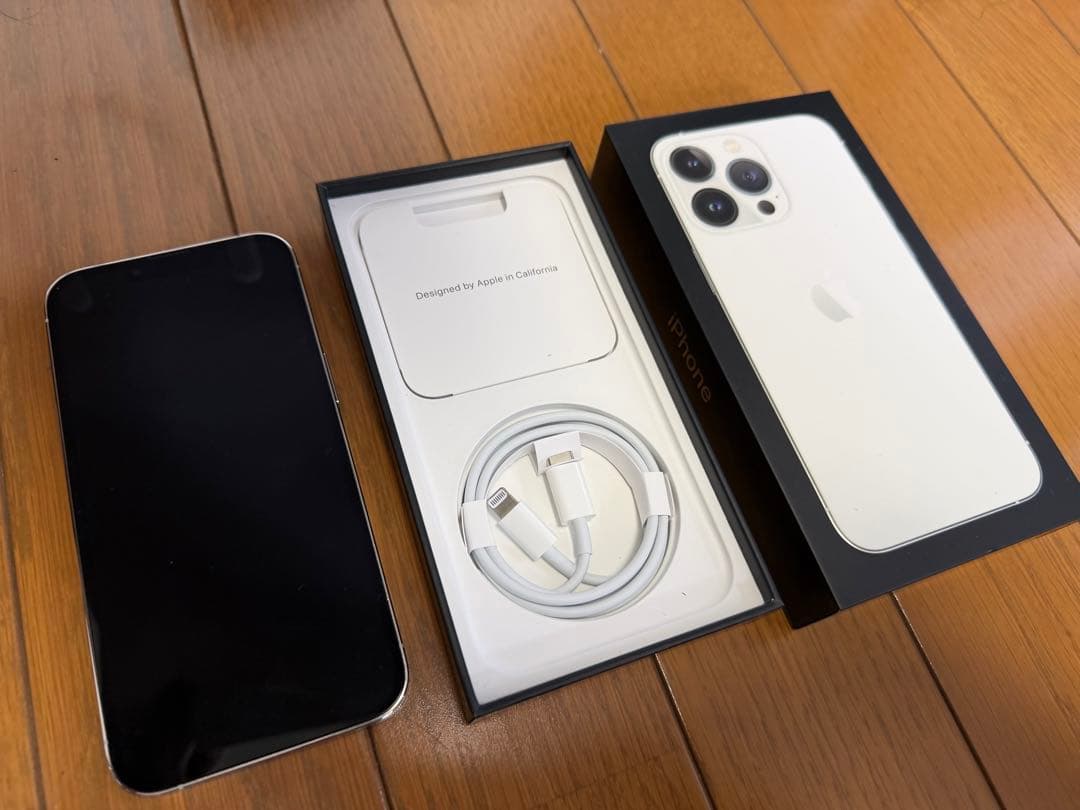iPhone 13 Pro シルバー 256GB（本体・箱・未使用ケーブル）