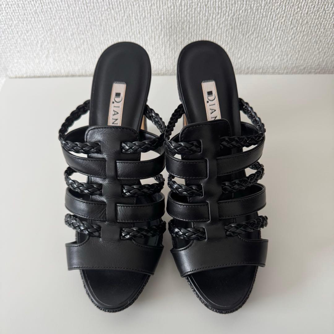 DIANAブラック グルカ調ミュール サンダル