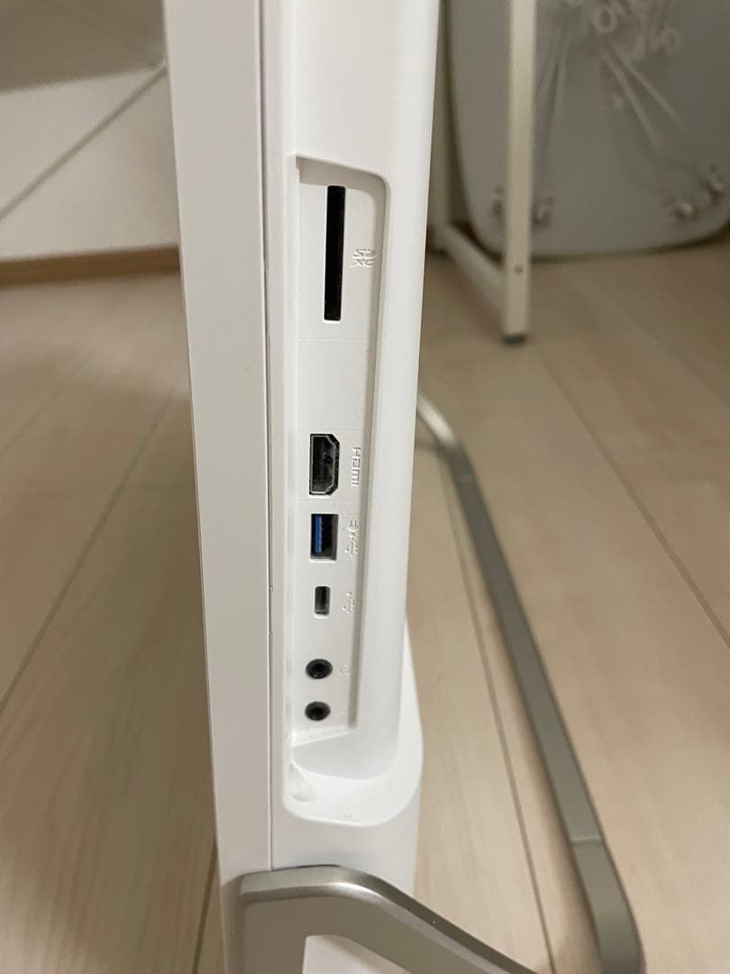 Fujitsu ESPRIMO FH70/D1FMVF70D1WデスクトップPC