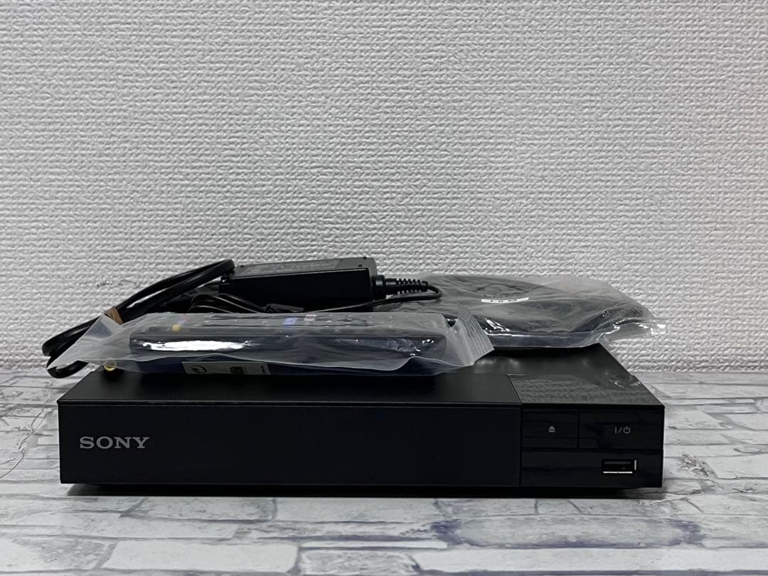 新品リモコン付　ソニー　コンパクトブルーレイプレイヤー　BDP-S1500