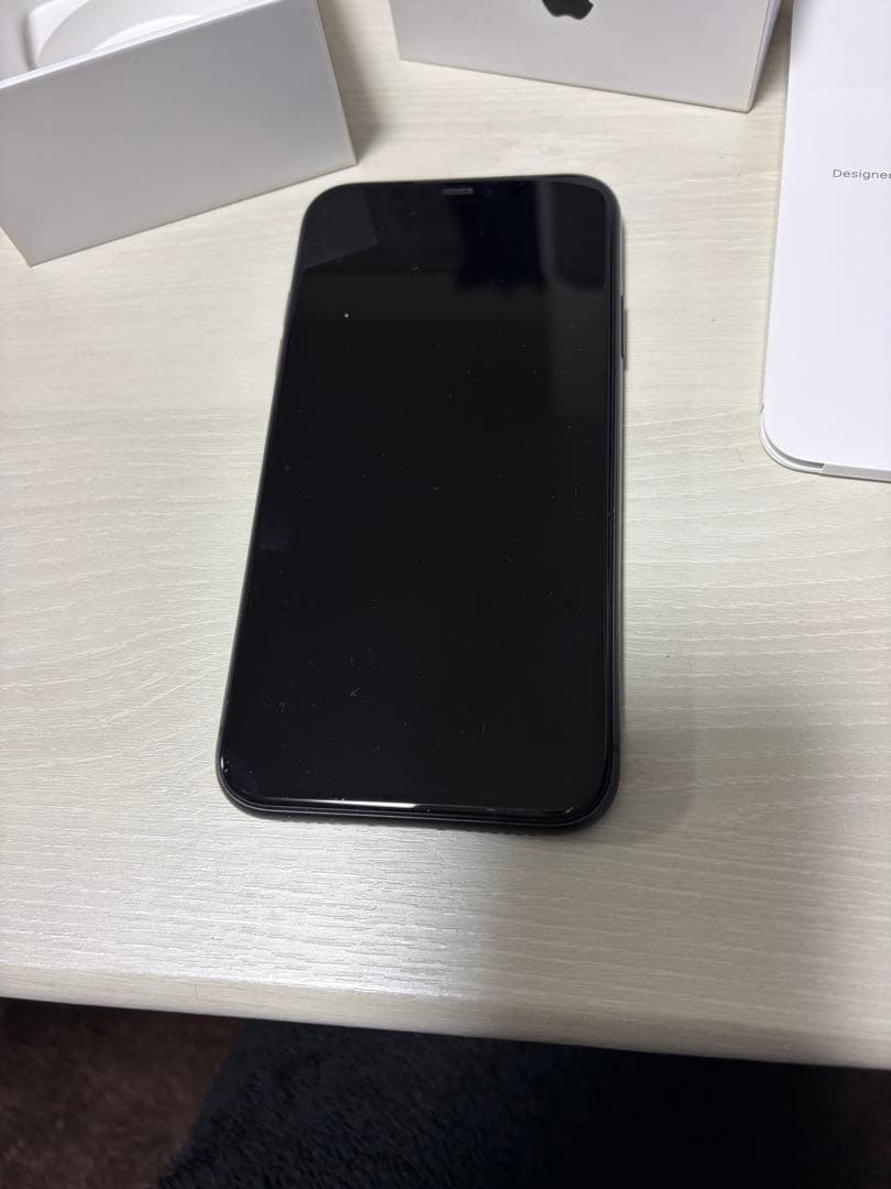 Apple iPhone 11 ブラック　128GB