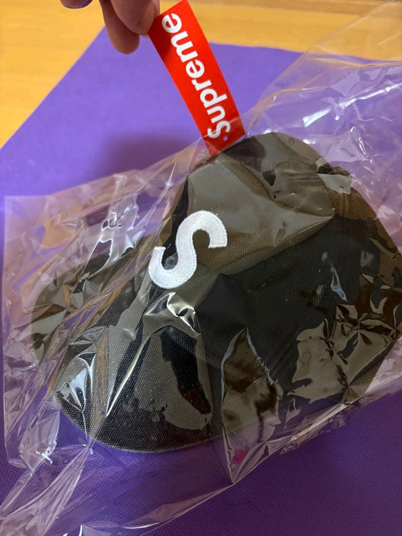 SUPREME ブラックキャップSロゴ