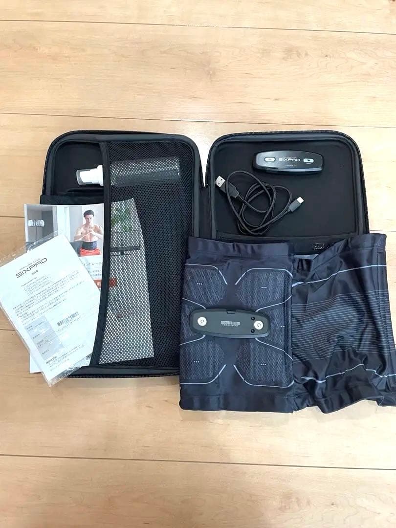 最終値下げ！【正規品】SIXPAD シックスパッド コアベルト Mサイズ