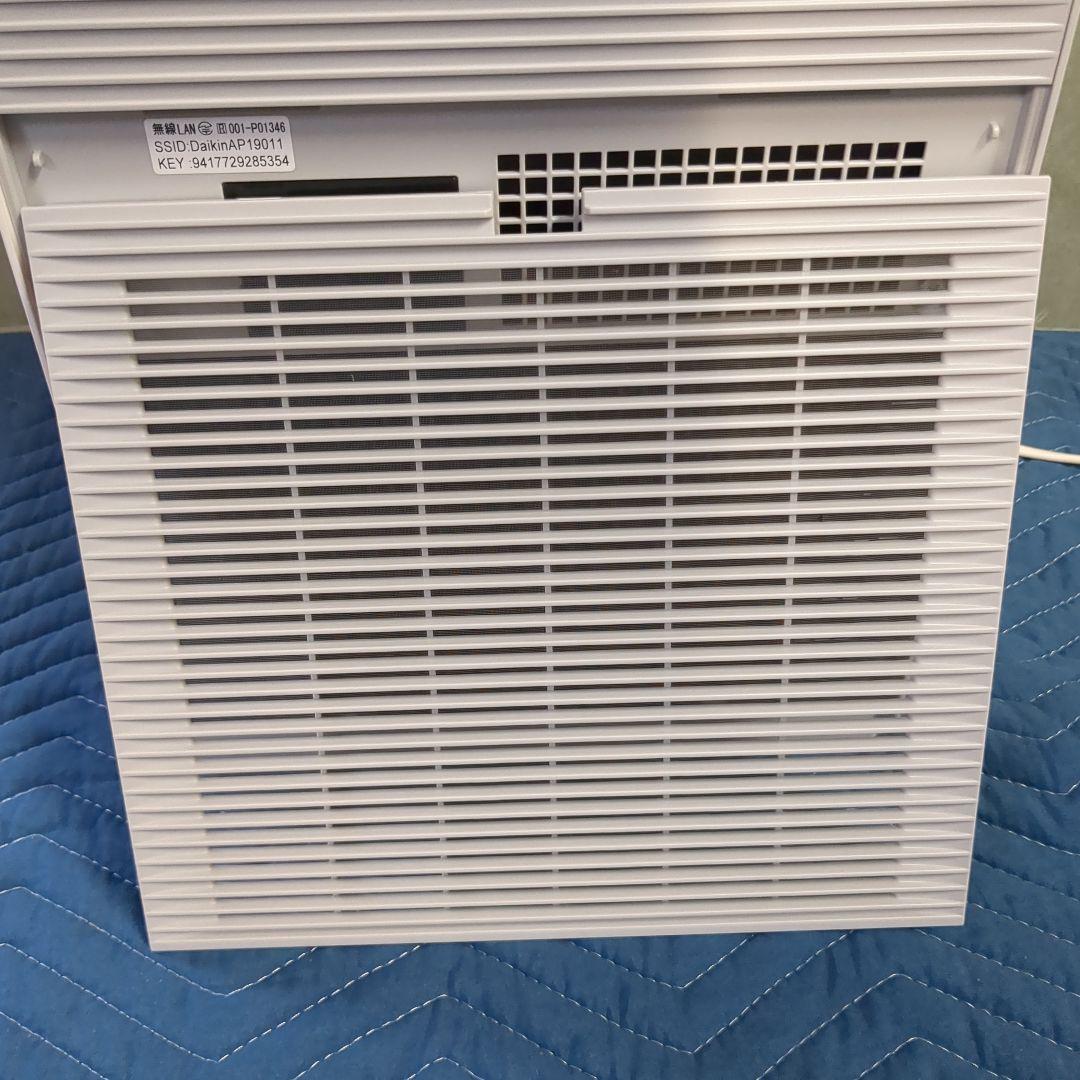 (s) 美品　ACK70Z-W ダイキン加湿空気清浄機 31畳 ホワイト
