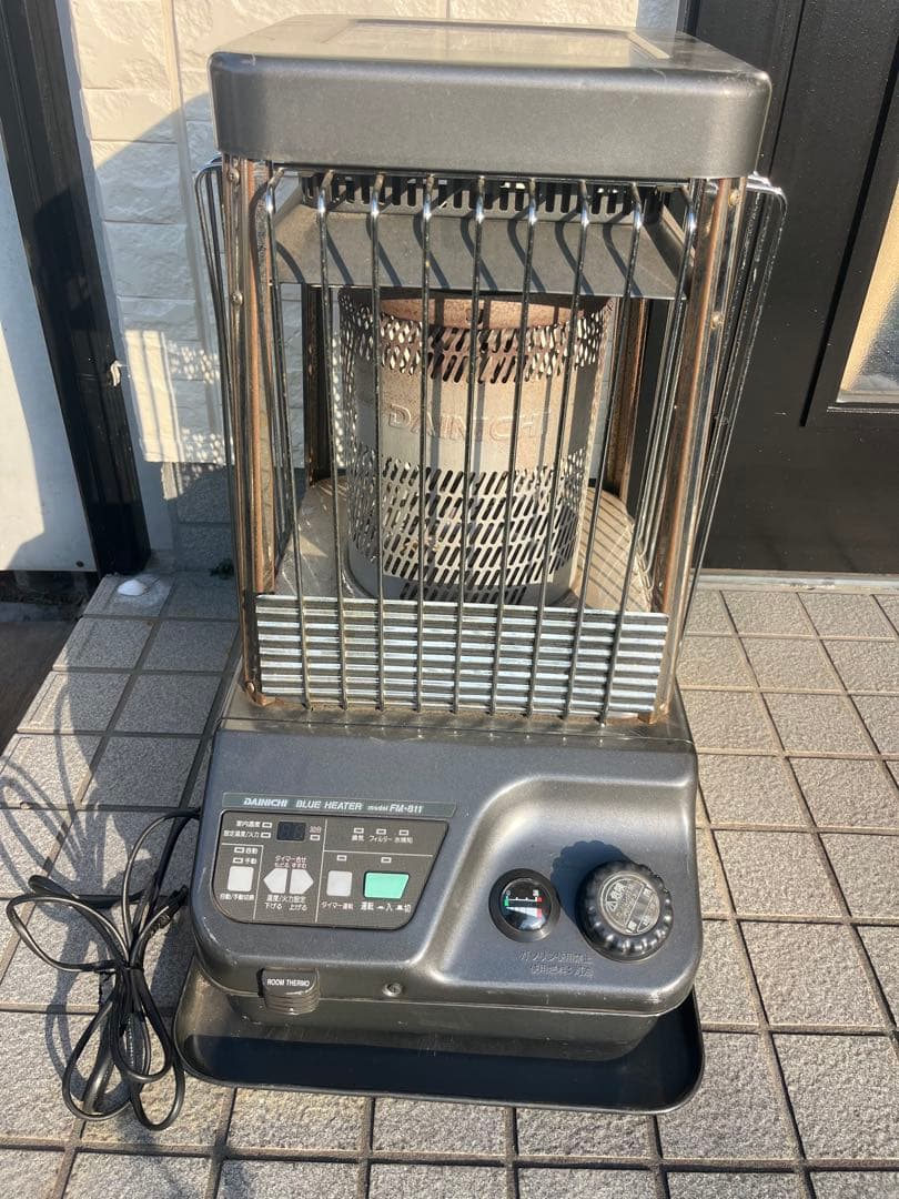 業務用ストーブ　Dainichi FM-811 石油ストーブ　ストーブ