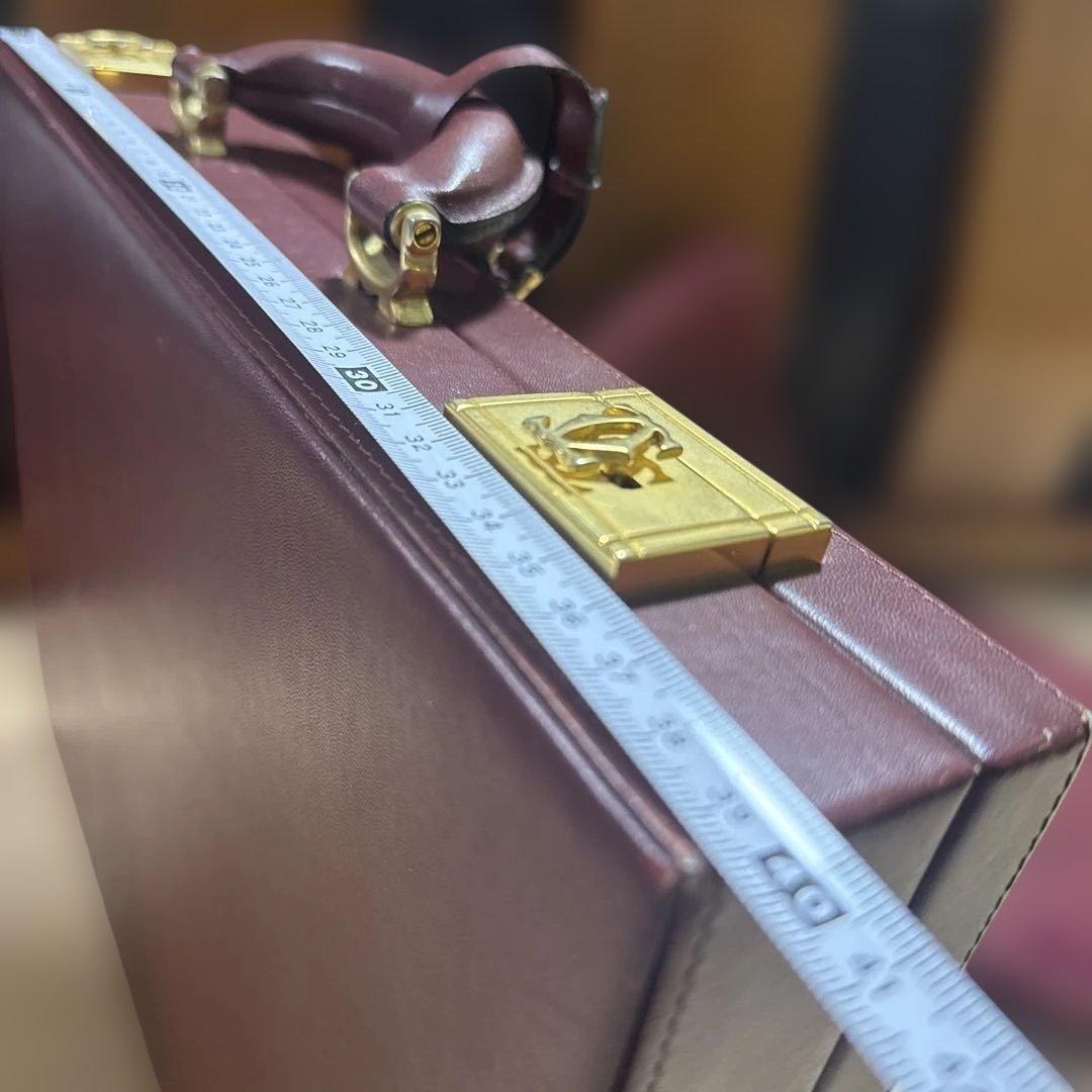 カルティエ　レザーアタッシュケース