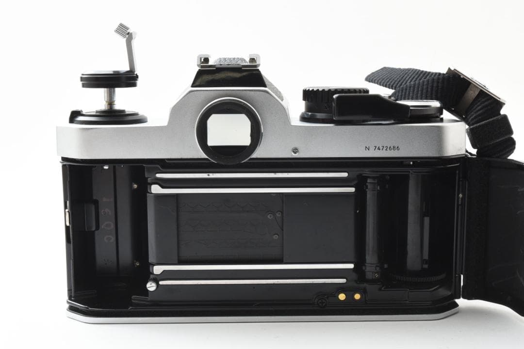 超美品 ニコン New FM2 シルバー フィルム　モルト新品交換済 B479