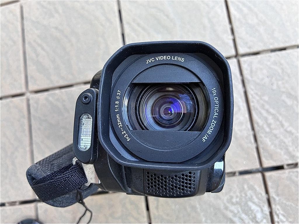 Victor 3CCD ビデオカメラ 本体