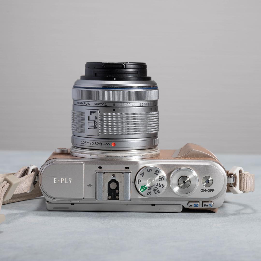 OLYMPUS PEN E-PL9 レンズキット スマホ転送OK