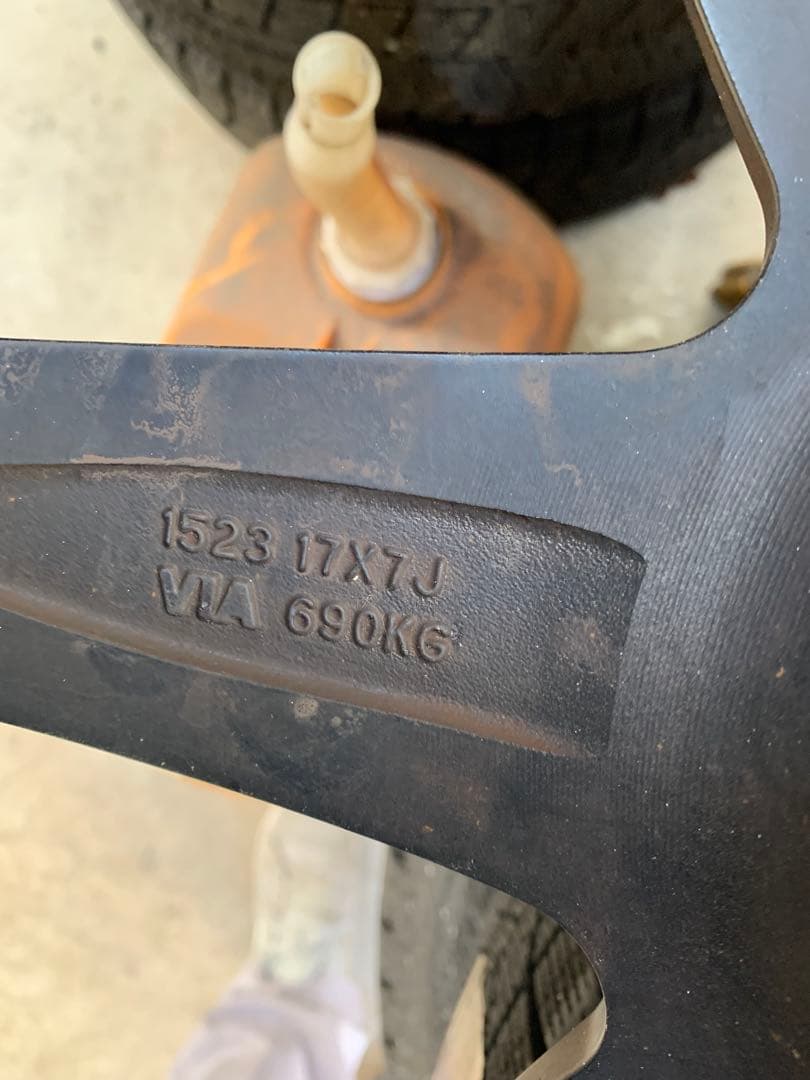 ブリザックスタッドレスタイヤホイール4本セット