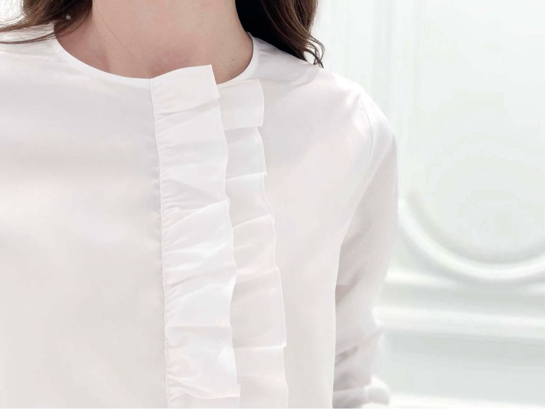 M-PREMIER ブロードクロスフリルプラケットシャツ白　36 パールブラウス