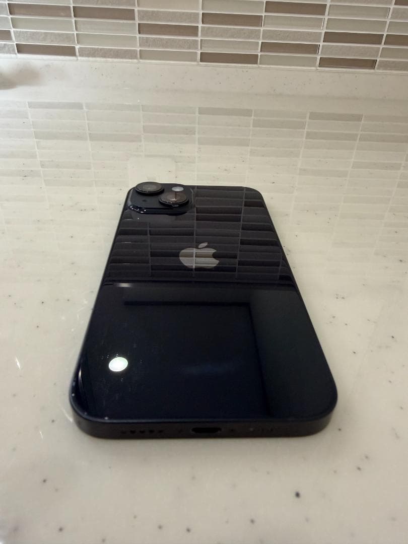 美品 SIMフリー iPhone14 256GB ミッドナイト