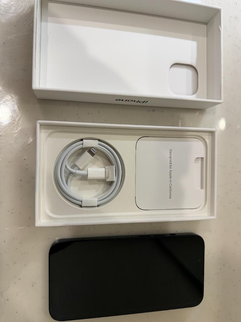 美品 SIMフリー iPhone14 256GB ミッドナイト