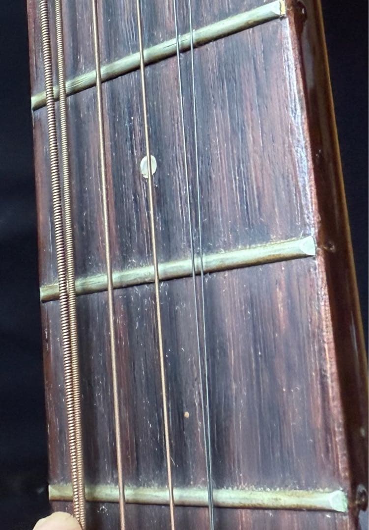 T*i様 Yamaha FG-140 希少・赤ラベル　ヴィンテージアコースティッ