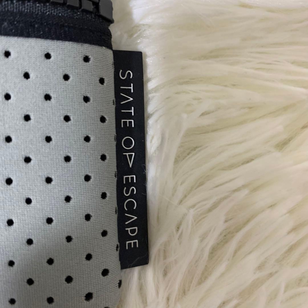 ステイトオブエスケープ　フライングソロ　マザーズバック　パンチング　グレー