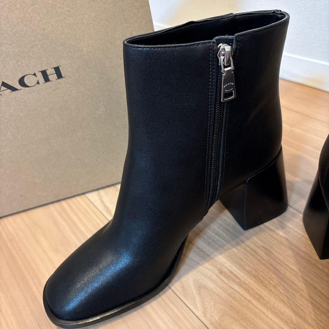 【値下げ中】COACH ブーツ　黒