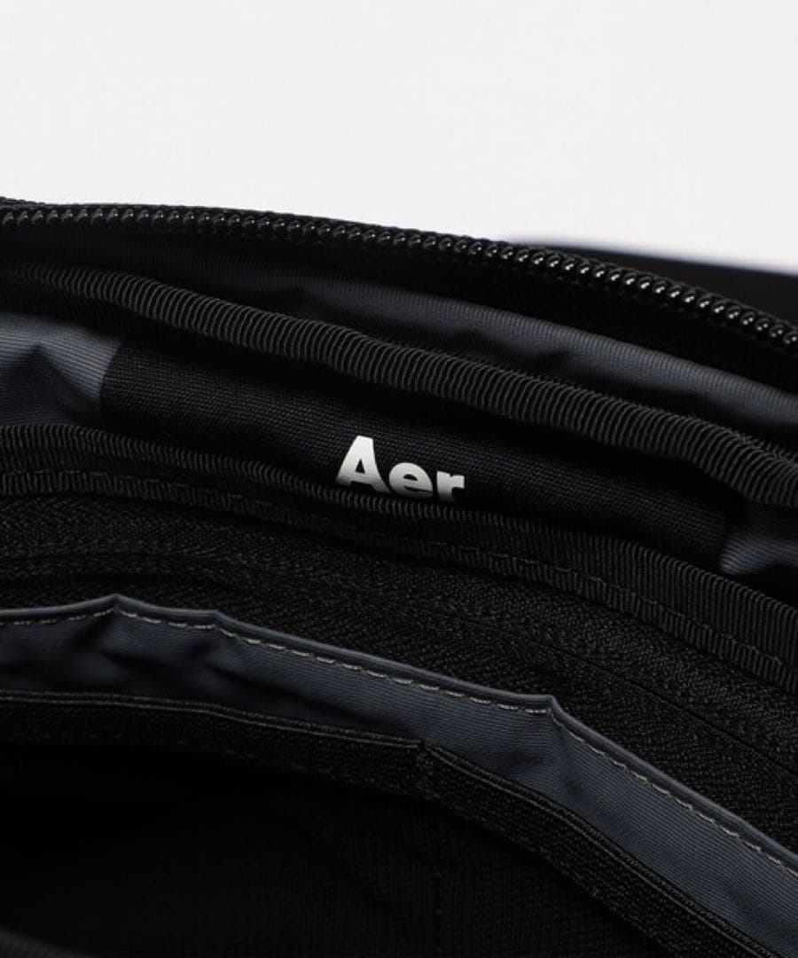 ＜Aer＞ DAY SLING 3L/スリングバッグ　【未使用品】