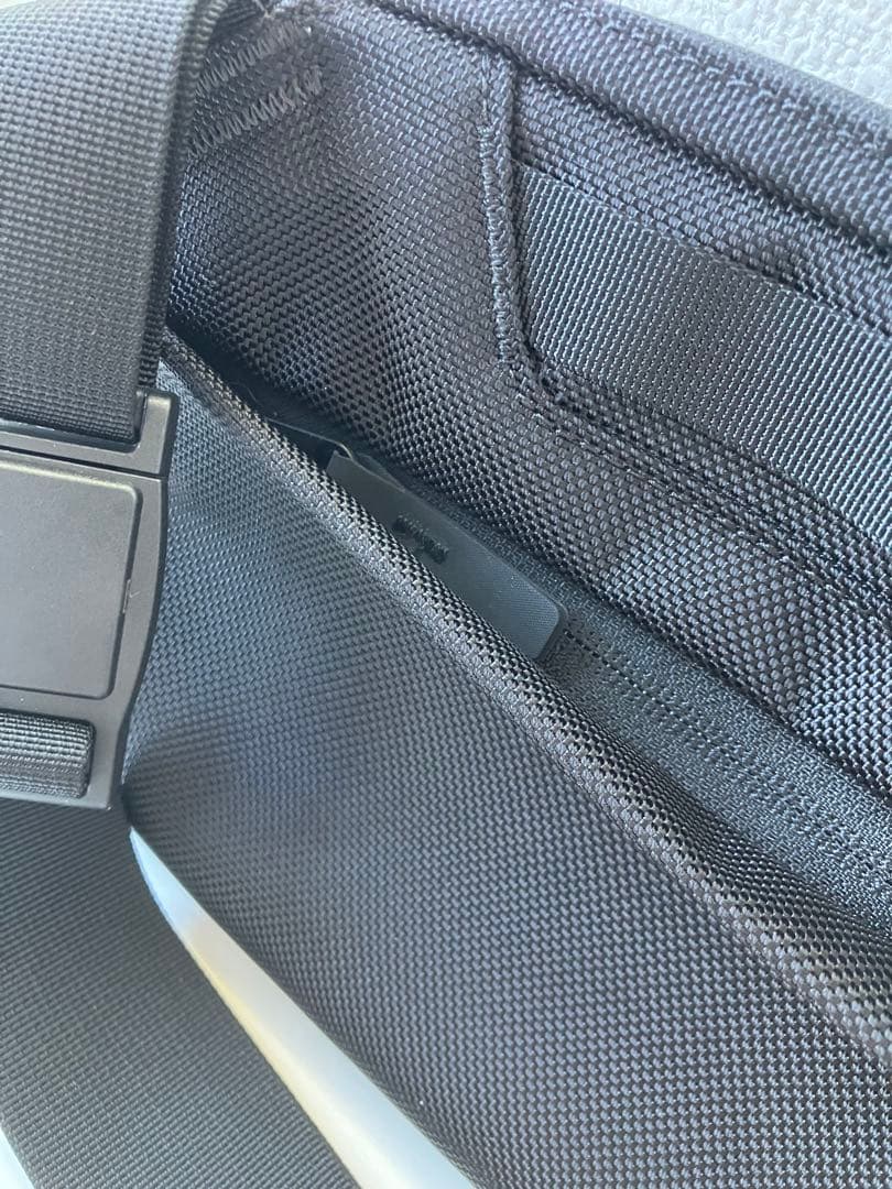 ＜Aer＞ DAY SLING 3L/スリングバッグ　【未使用品】