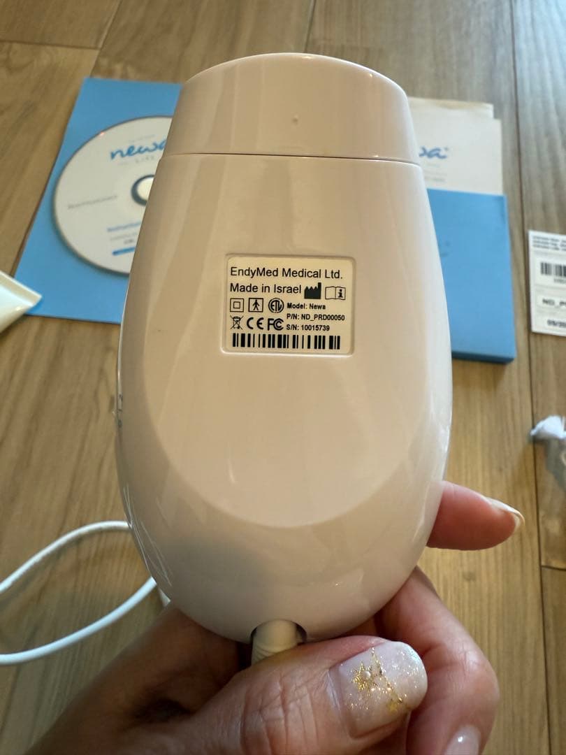 NEWAリフト　ニューアリフト　美品　ジェル付き