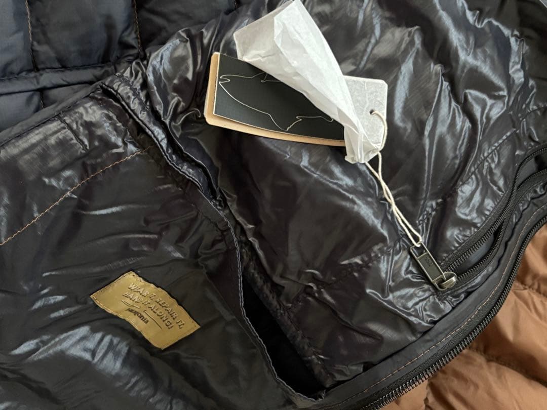 【美品】パタゴニアPatagonia メンズダウン 84675FA23　MEBN