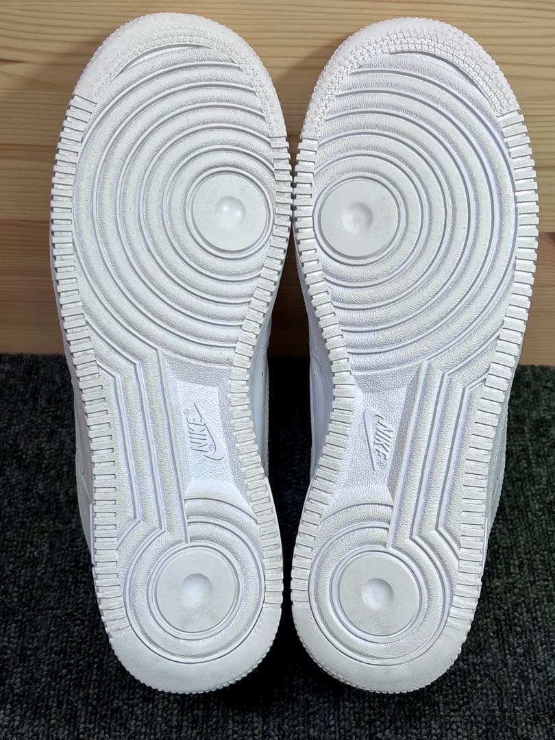 ナイキ エア フォース 1 07 NIKE AIR FORCE 1 07