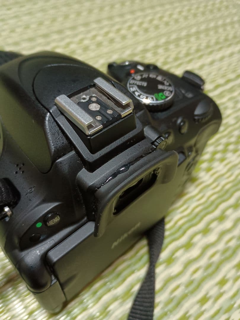 Nikon D5100 デジタル一眼レフカメラ　訳あり