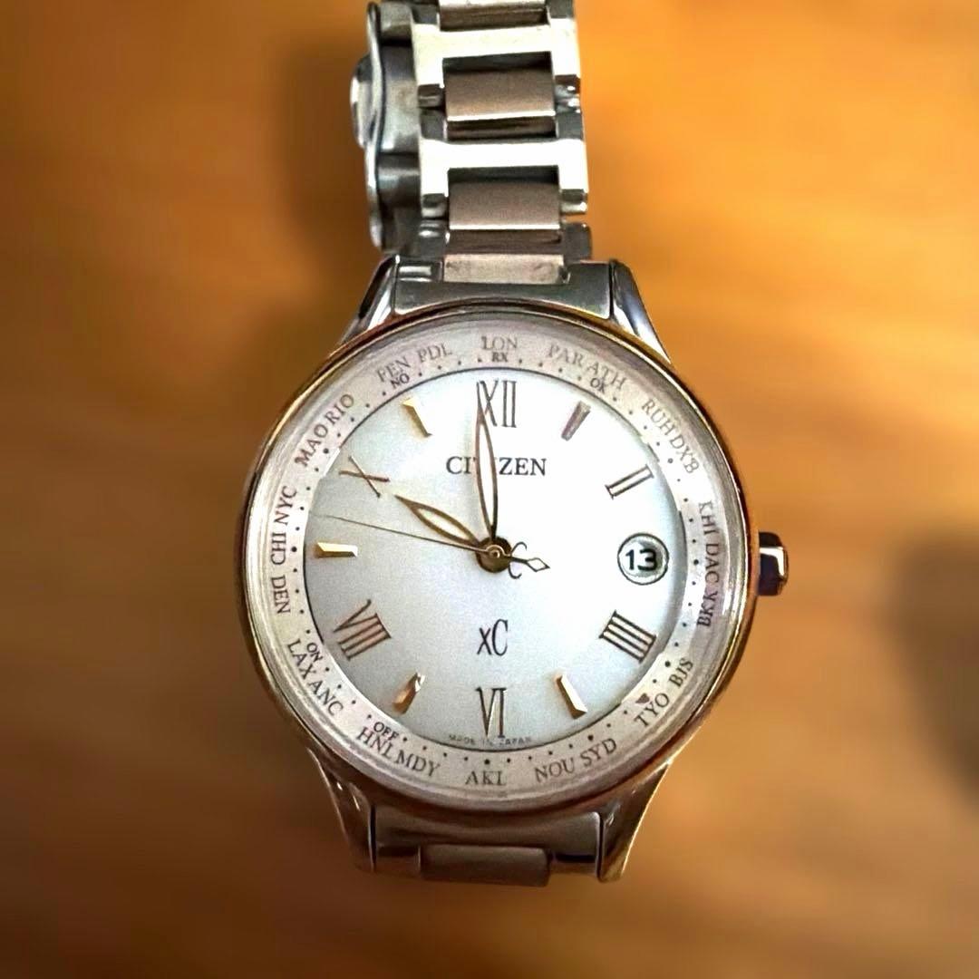 citizen xC ソーラー電波時計 サクラピンクシルバー
