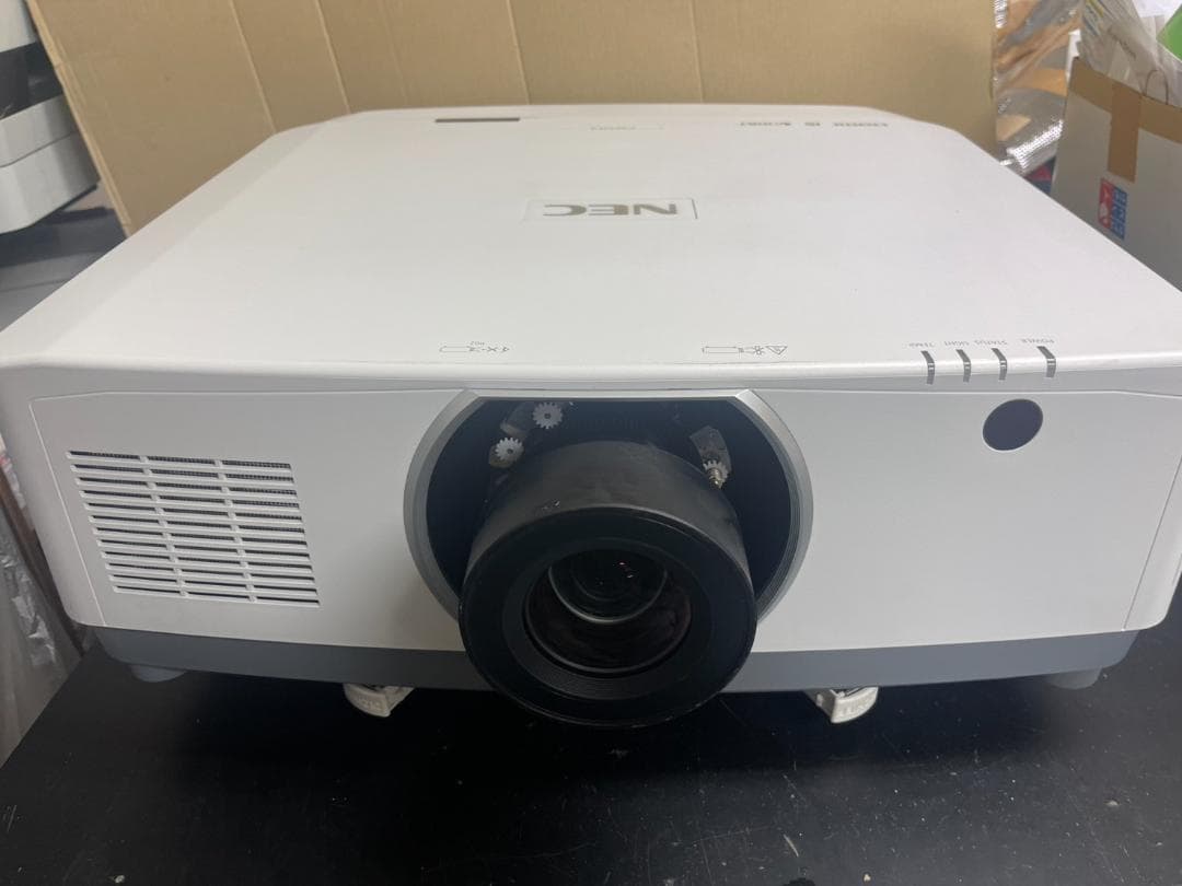プロジェクター NEC PA653UL NP41ZL レンズ搭載 6500lm