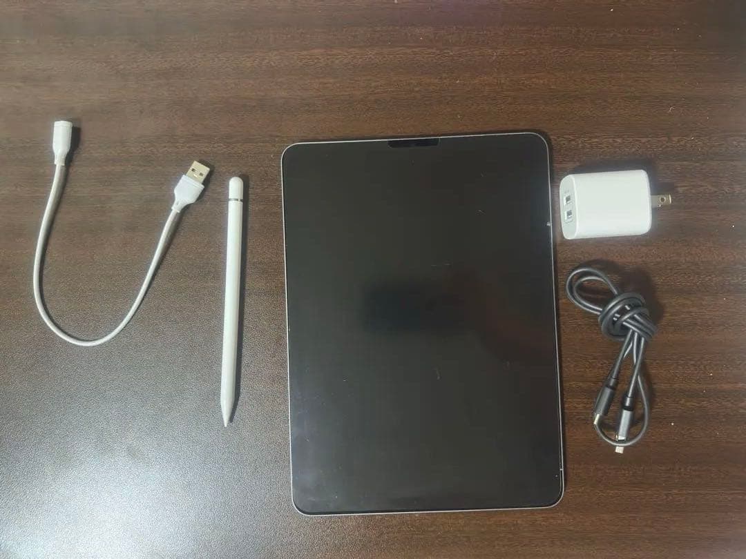 Apple iPad Air (第5世代)スペースグレー 本体　純正箱無し