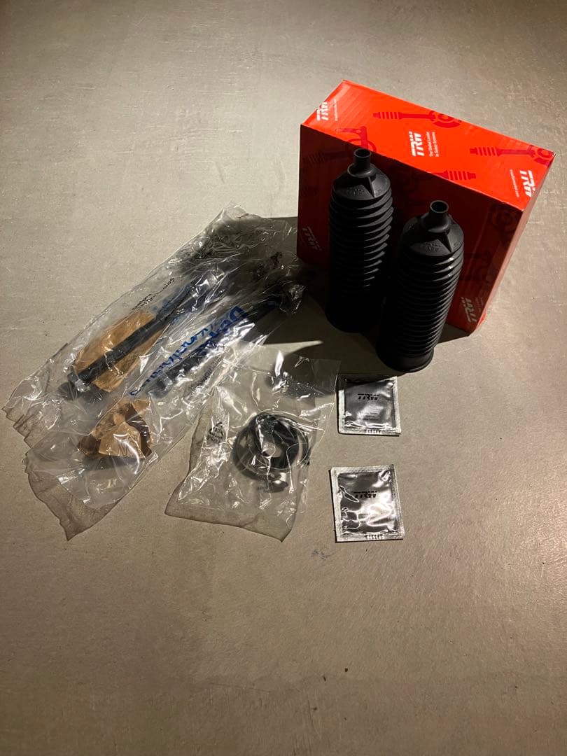 【週末値下】ポルシェ 996 986 インナータイロッド+ブーツ