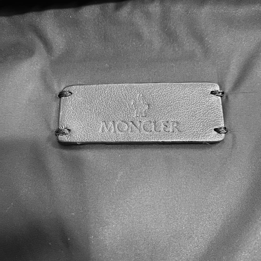 新品同様タグ付★ MONCLER マザーズバッグ　ナイロンリュック キルティング