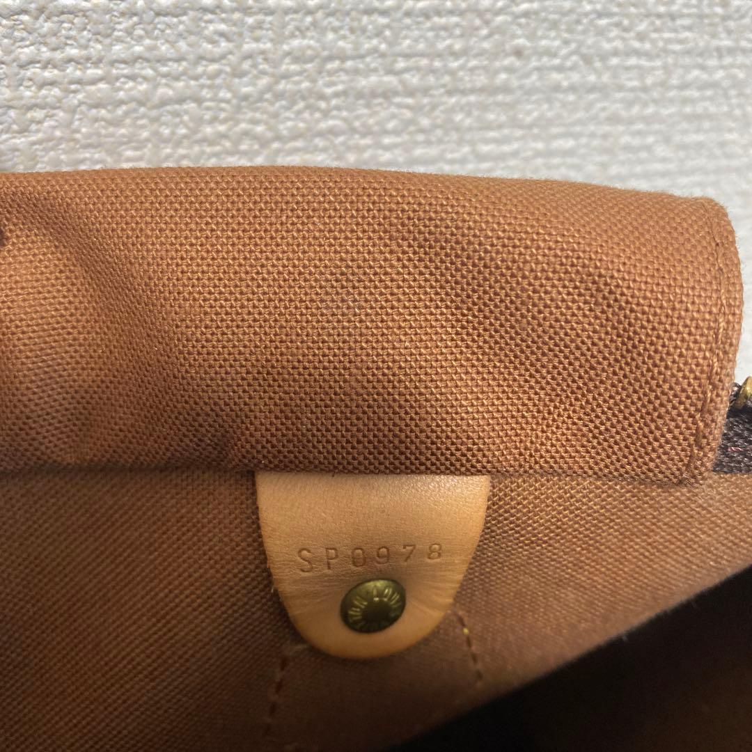 LOUIS VUITTON モノグラム　スピーディ25