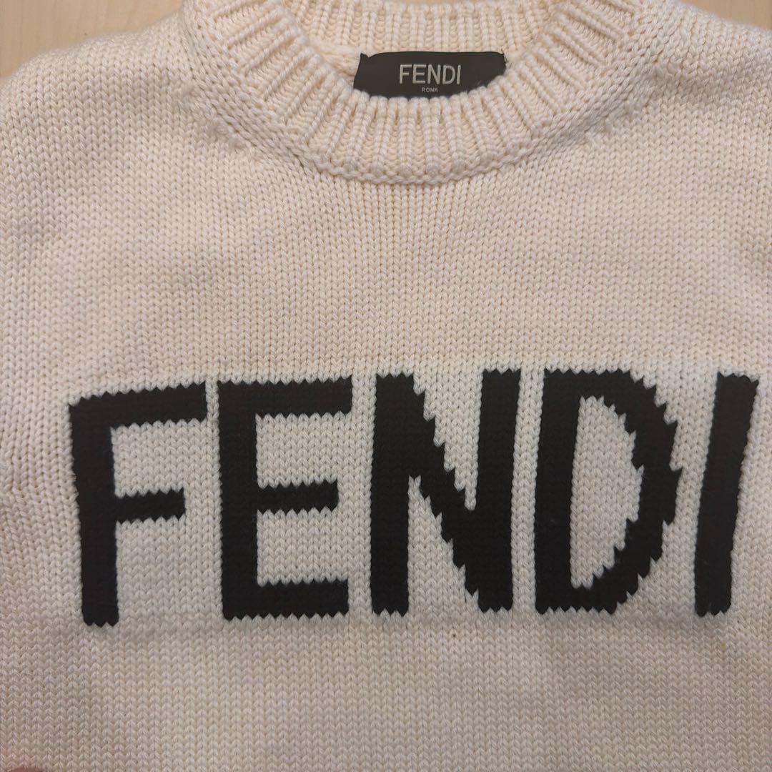 【新品】FENDI ロゴ ニット