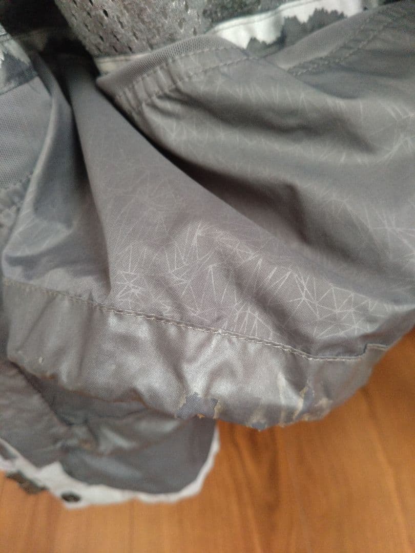 THE NORTH FACE HYVENT ナイロンジャケット Mサイズ グレー