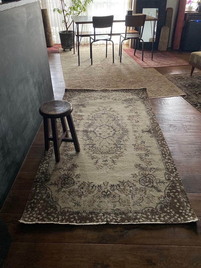 ベージュ　メダリオンヴィンテージラグ　トルコラグ