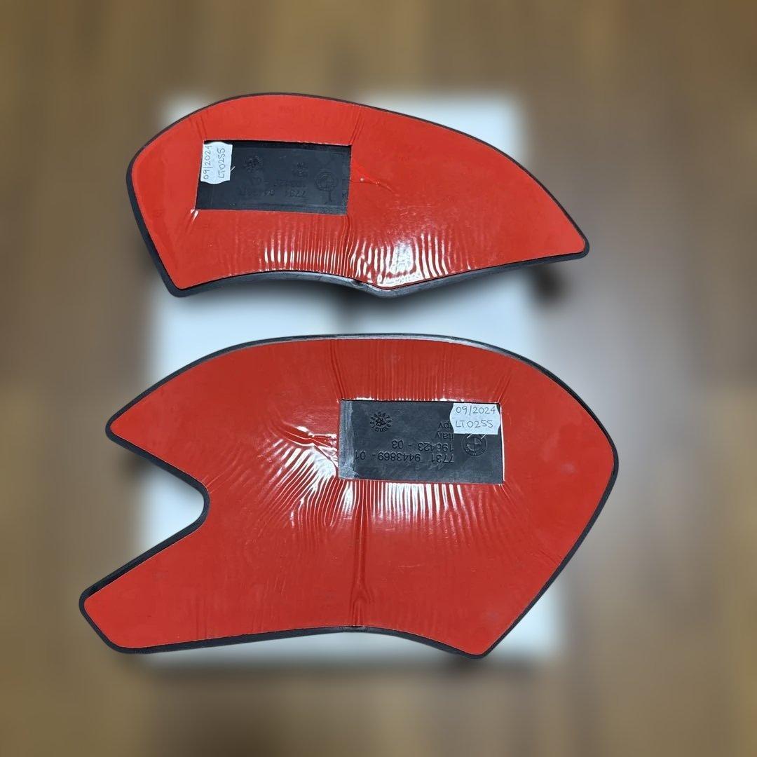  Motorrad rninet純正ニーグリップパット