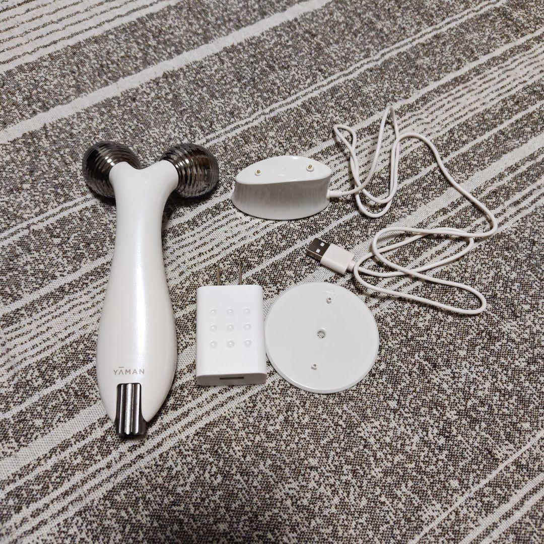 YAMAN 美顔器 美顔ローラー ヤーマン WAVY ホワイト EP-15W
