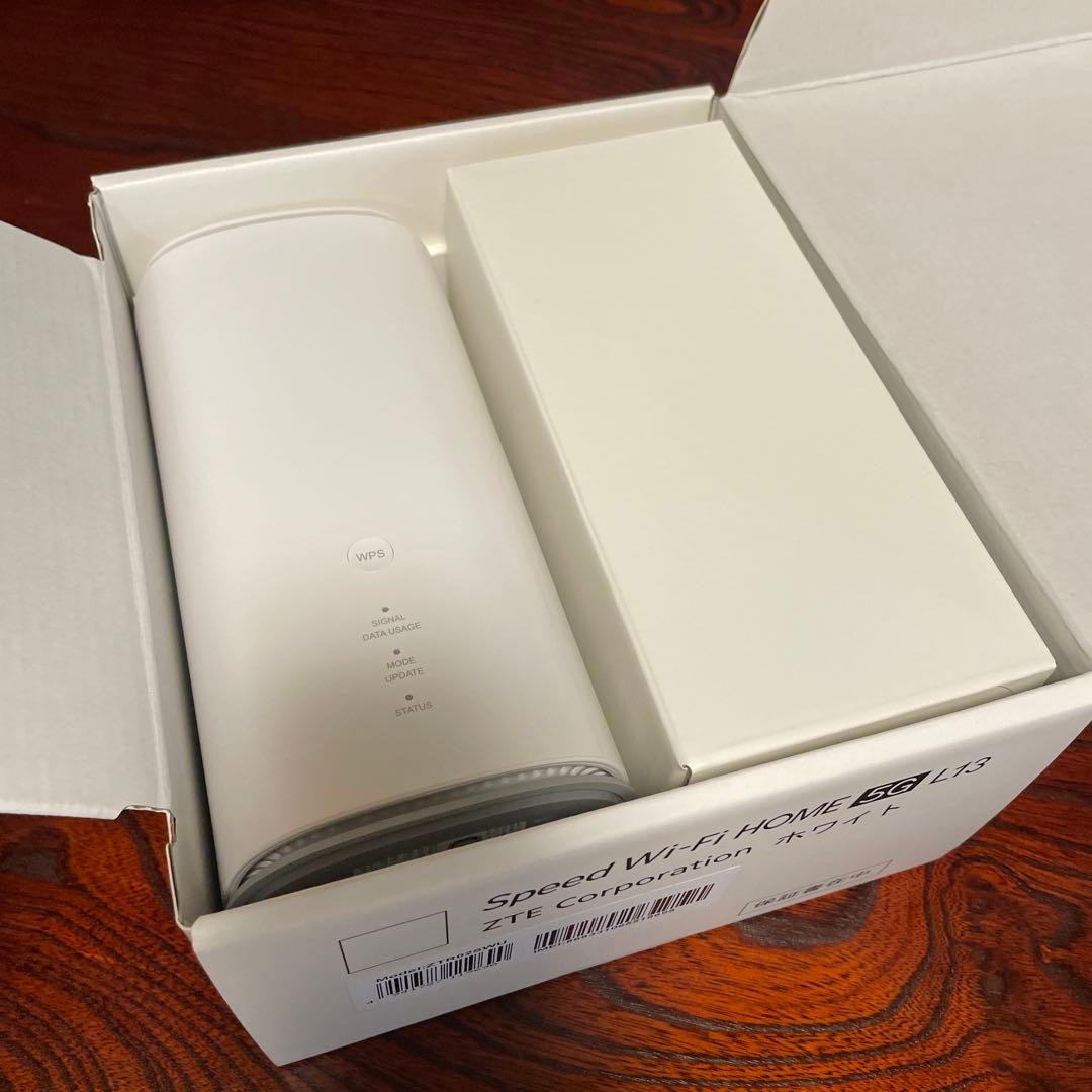 Speed Wi-Fi  5G L13 本体（5G対応ホームルーター）