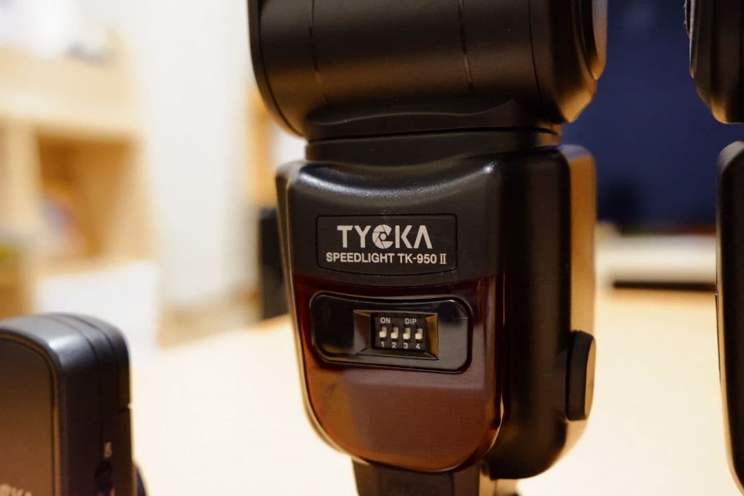 値下げしました！TYCKA  ワイヤレス フラッシュ2個セット