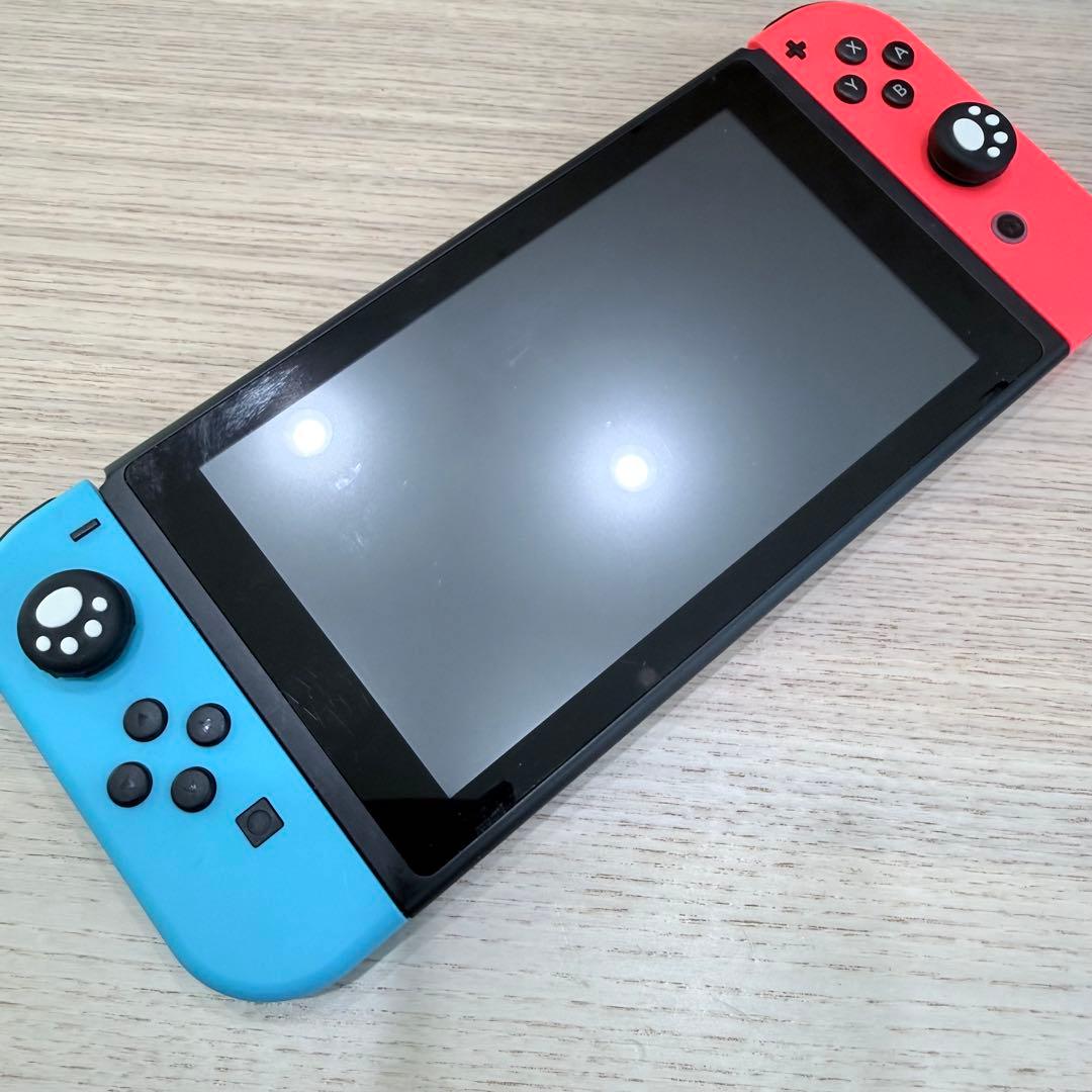 Nintendo Switch 256GBのマイクロSDカード付き