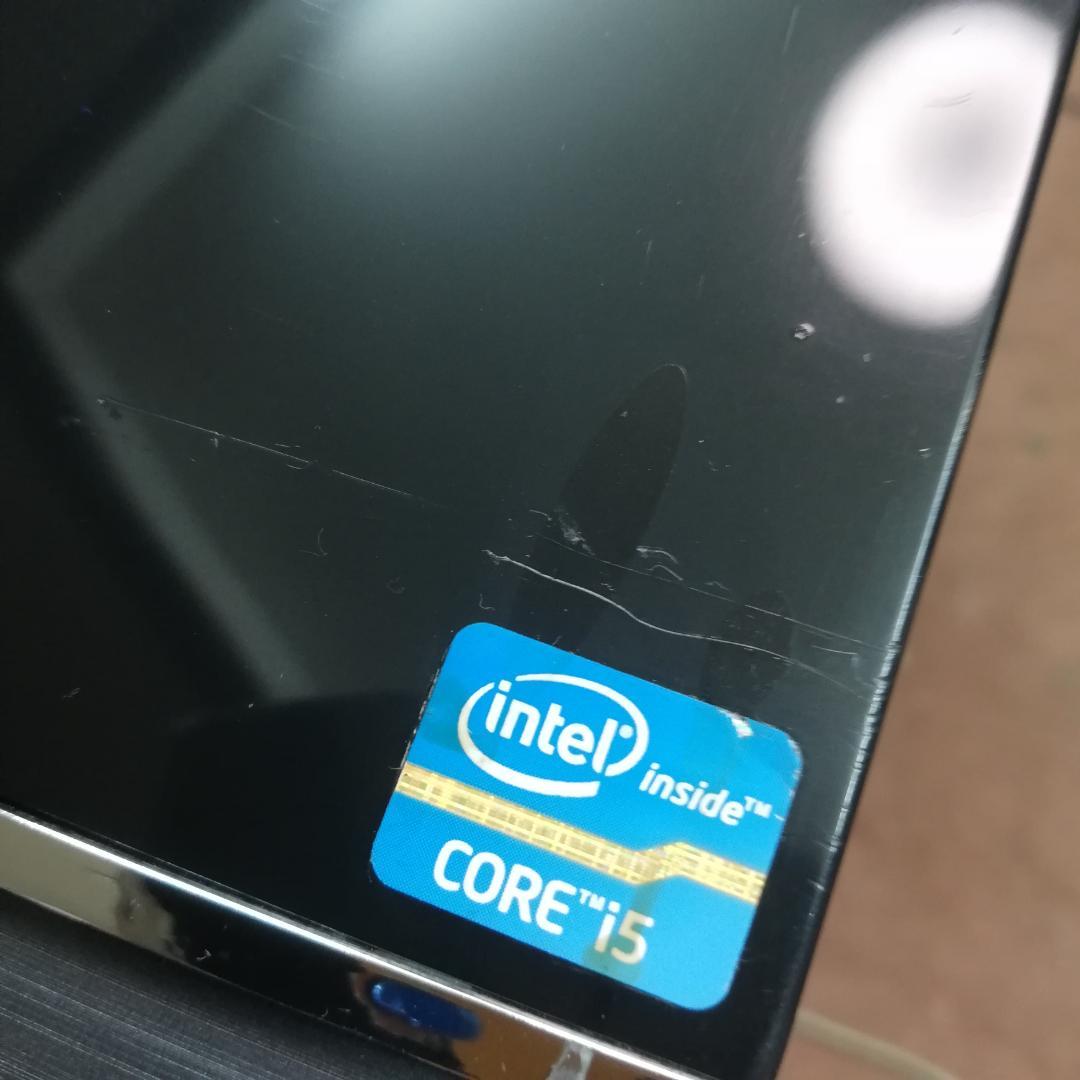 可愛らしいミニタワー筐体に、Core i5 4590 256SSD 8GB