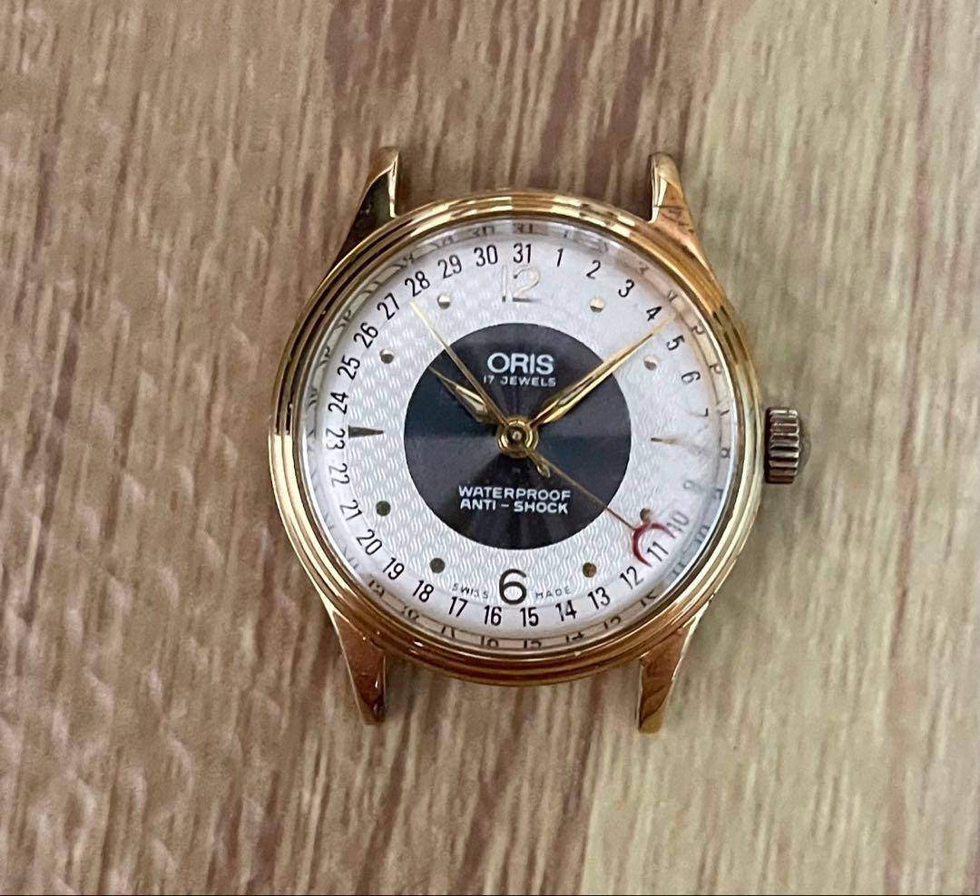D*a様 ORIS 防水 腕時計 金色ケース