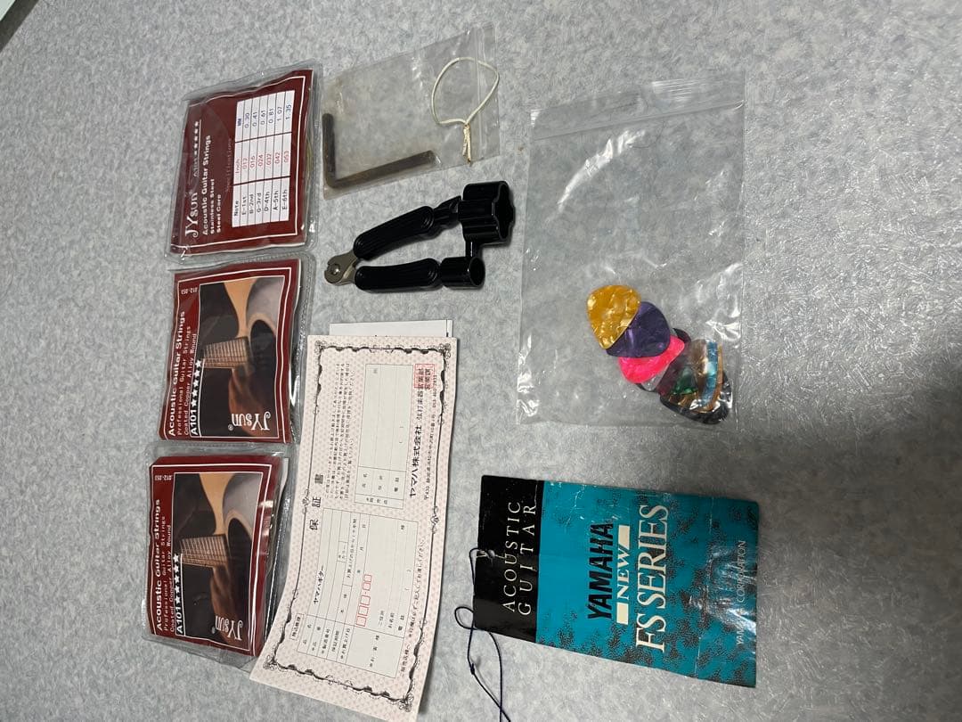 N*X様 YAMAHA FS-325 アコースティックギター