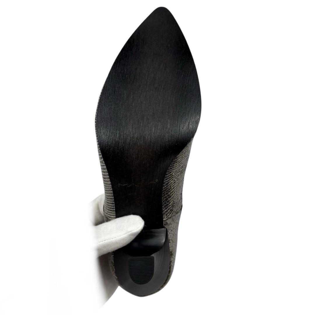 ✨極美品✨MANA マナ　23cm 36 深履き口　パンプス　シルバー