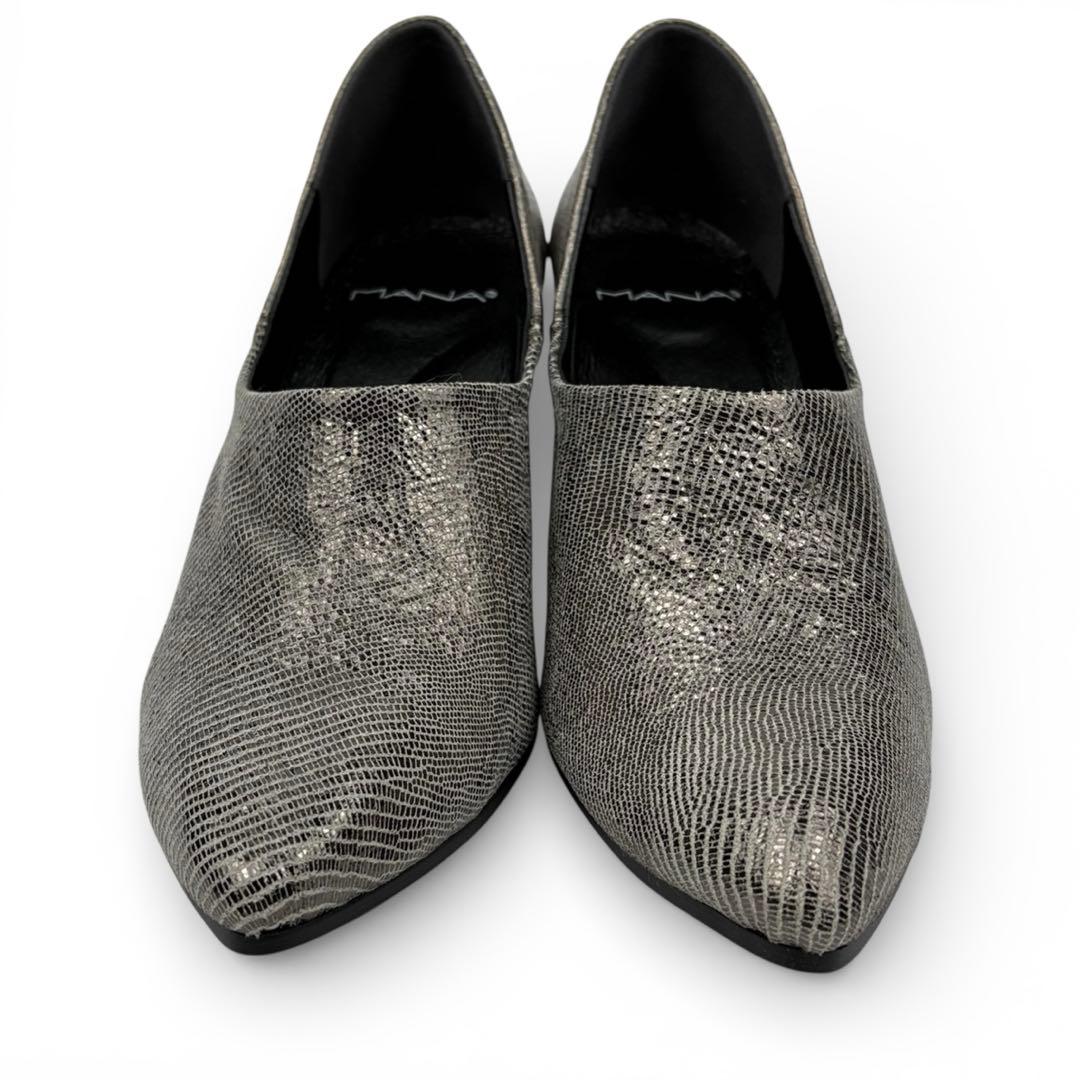 ✨極美品✨MANA マナ　23cm 36 深履き口　パンプス　シルバー