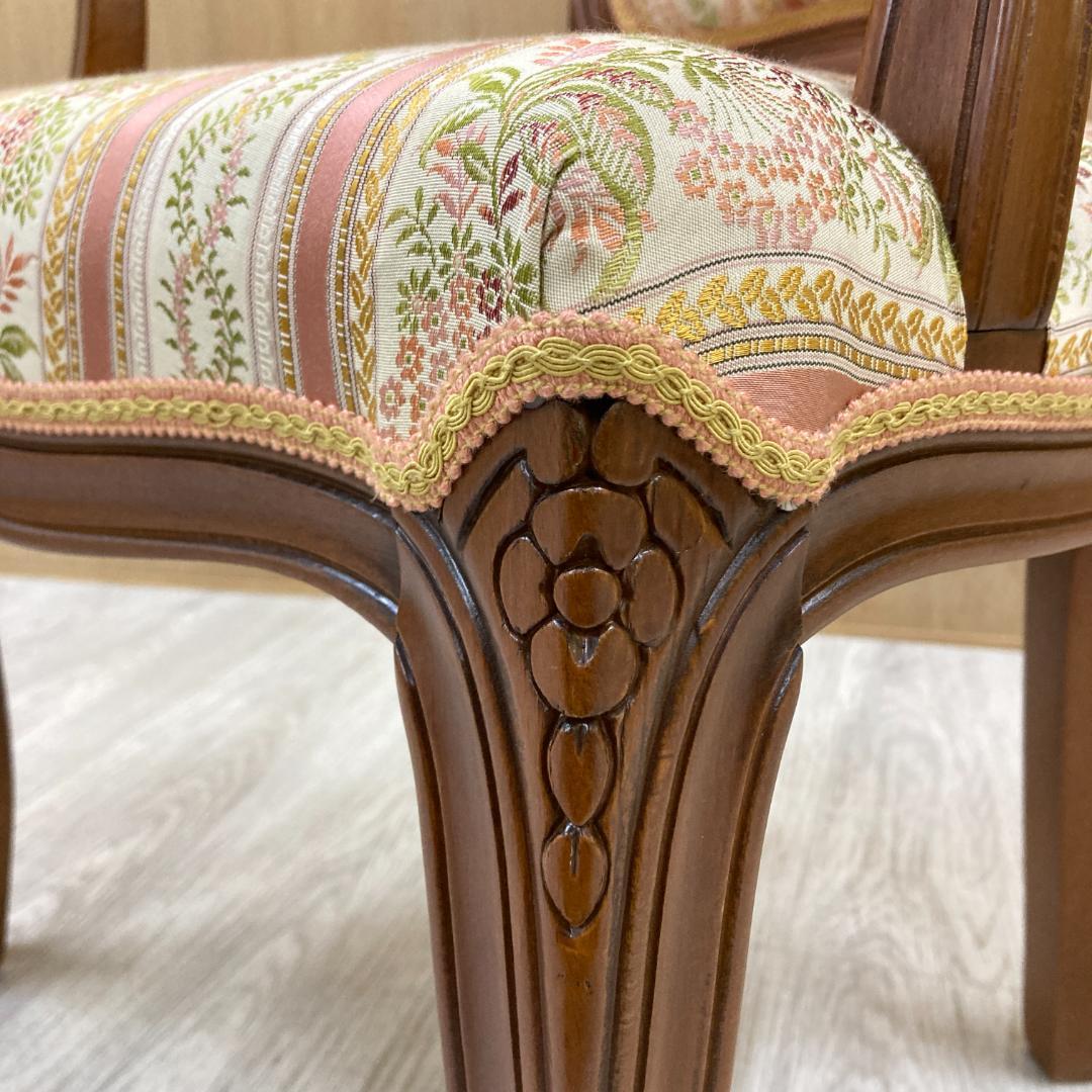 イタリア 　猫脚　アームチェア 　椅子　ダイニングチェア　クラシック 　A