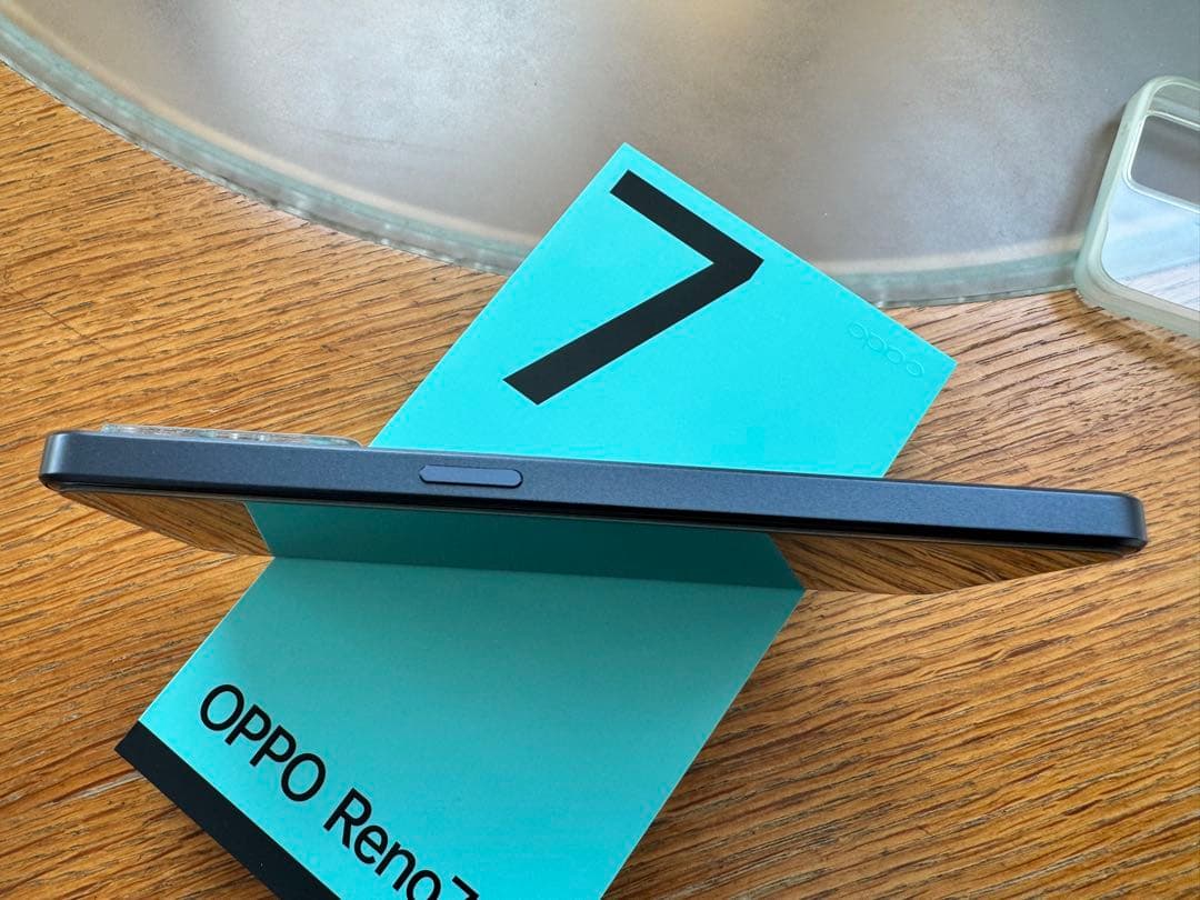 ☆美品　OPPO Reno7A Sim free 迅速発送